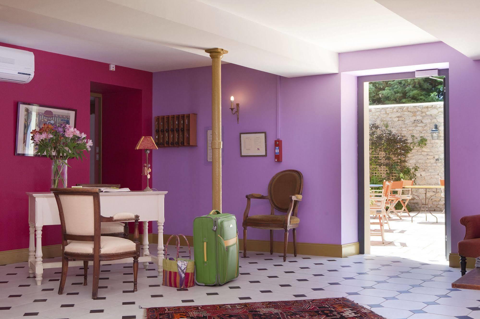 Logis Hotel O En Couleur Oucques-la-Nouvelle Eksteriør billede